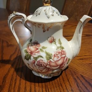 Beautiful Porcelain Tea Pot